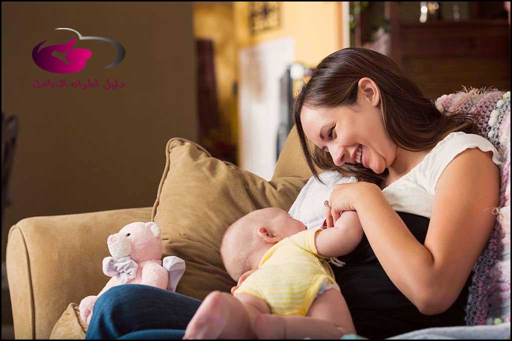 هل الرضاعة تمنع الحمل