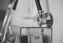 كيفية العناية بالصحة النفسية خلال فترة الحمل في السعودية والإمارات